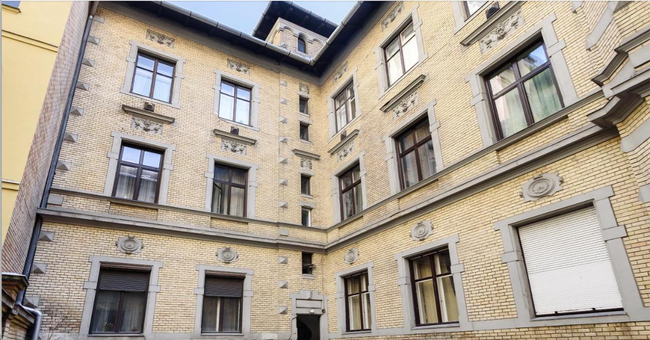 Gloria Downtown Apartament